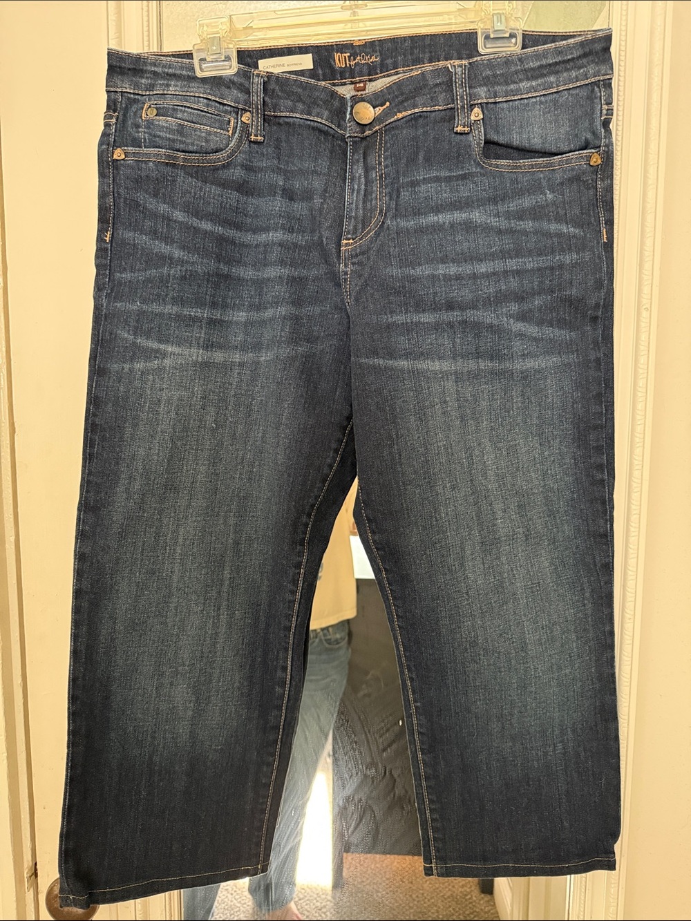 NWOT Kut from the Kloth Dark Indigo Cropped Jeans